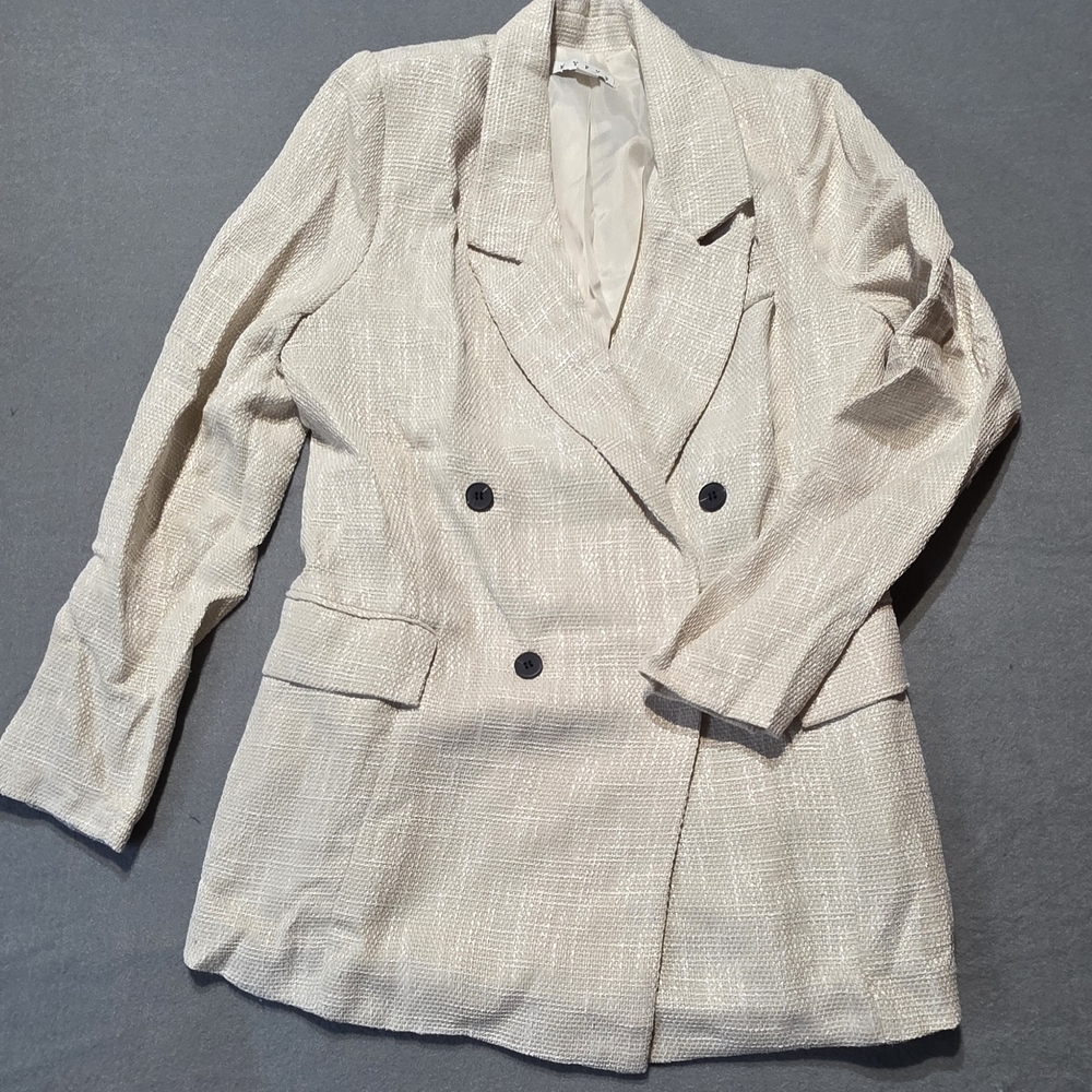 HYFVE Cream Double-Breasted Blazer New In Poly Bag Medium PTP 19 - Picture 2 of 5